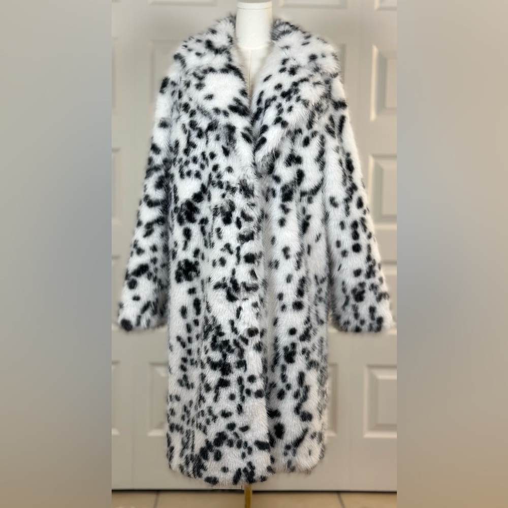 Statement Faux Fur Snow Leopard Coat | Oversized | XXL